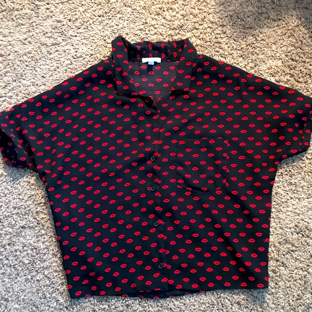 Abound red lips top